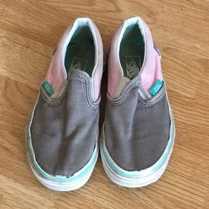 Girls pink and grey vans.